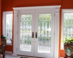 How to Choose a Custom Door for Your Home’s Patio?